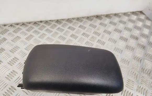 KIA Ceed Armrest 