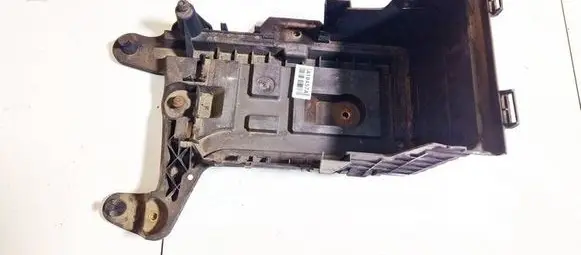 Volkswagen Golf V Battery box tray 1k0915333c