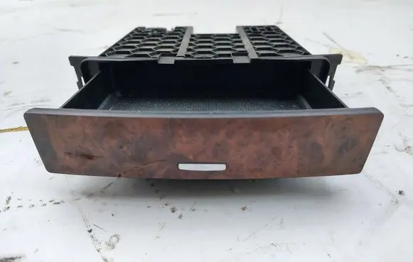 Mercedes-Benz ML W164 Glove box A1646801152