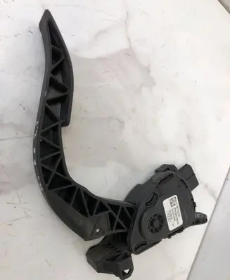 Audi A4 S4 B8 8K Accelerator throttle pedal 8K1723523 03032008 6PV00950501