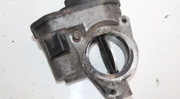 Audi A8 S8 D3 4E Throttle valve 057128063