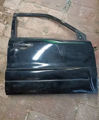 Suzuki Grand Vitara I Front door 3675665D20