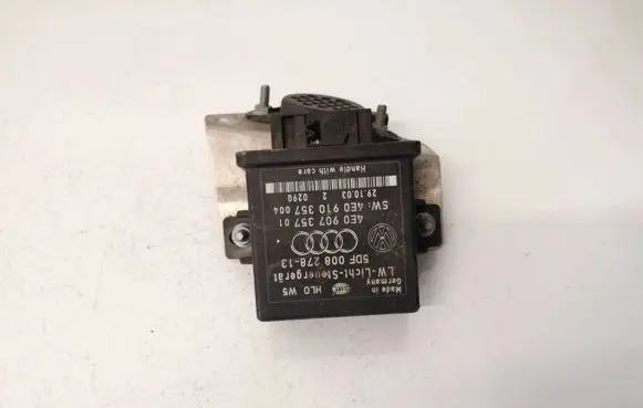 Audi A8 S8 D3 4E Light module LCM 4e0907357 4e0910357