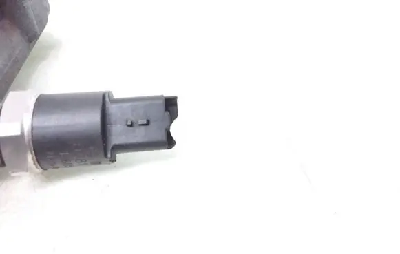 Fuel pressure sensor