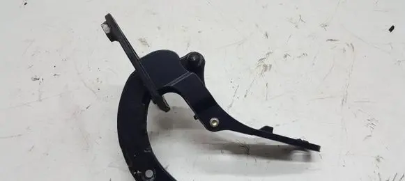Volvo V70 Tailgate/trunk/boot hinge 8643157