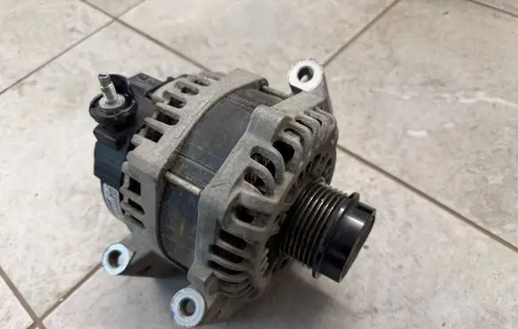 Ford Ranger IV Generator/alternator MB3T10300EA