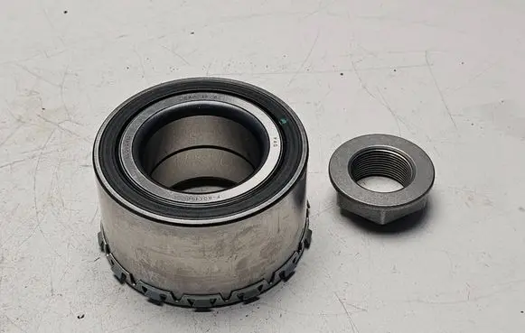 Opel Vivaro Front wheel ball bearing 713667980 F805190 U0801946