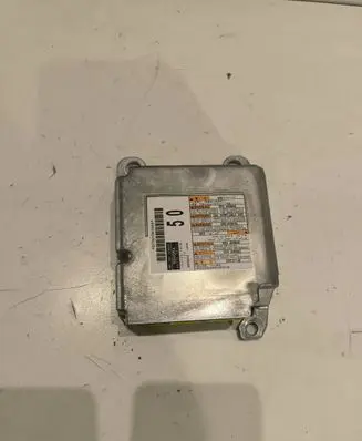 Lexus RX 450H Airbag control unit/module 8917048C20 1521001610 071610H1UXA