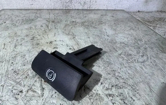 Volvo XC90 Hand brake release handle 8683963