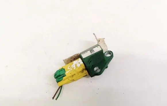 Volkswagen PASSAT B6 Airbag deployment crash/impact sensor 3C0909606