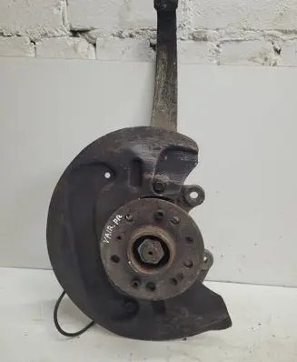 Mercedes-Benz R W251 Front wheel hub