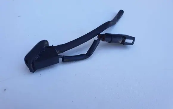 Tesla Model S Windshield washer spray nozzle 