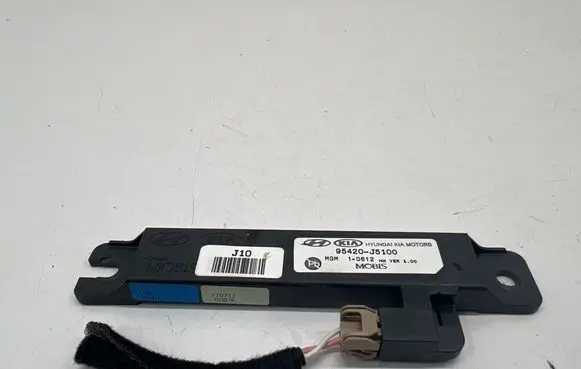 KIA Stinger Aerial antenna amplifier 95420J5100