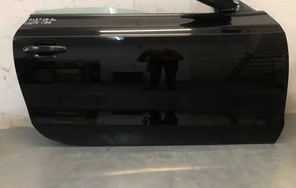 Audi A5 8T 8F Front door A58T