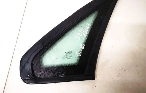 Volvo S80 Rear side window