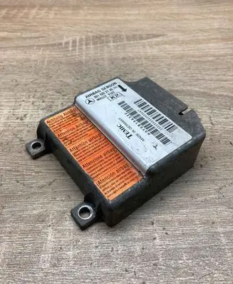 Mercedes-Benz Sprinter W901 W902 W903 W904 Airbag control unit/module 0018202126