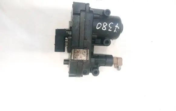 Opel Insignia A Intake manifold valve actuator/motor 