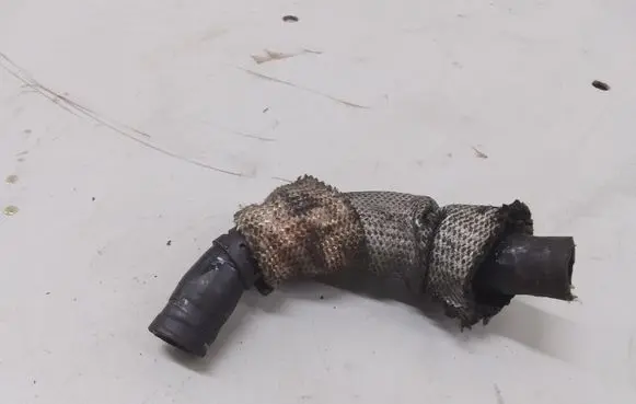 Volkswagen Phaeton Engine coolant pipe/hose