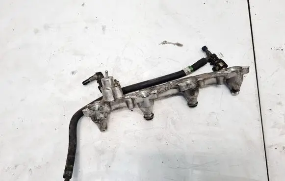 Ford Mondeo MK II Fuel main line pipe 938F9D280CA
