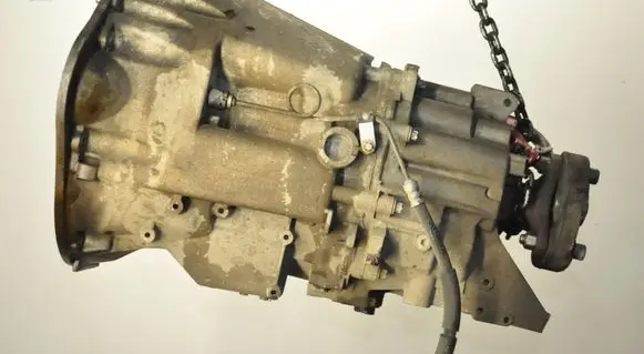 Mercedes-Benz C W204 Manual 6 speed gearbox 2042600400