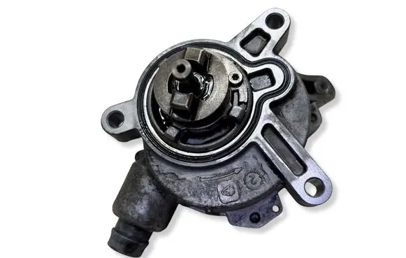 Volvo XC90 Vacuum pump 08658230