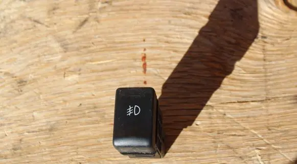 Subaru Forester SG Fog light switch 