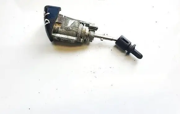 Audi A5 8T 8F Front door lock (next to the handle) 8t172837