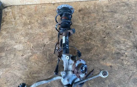 BMW 4 F32 F33 Front wheel hub spindle knuckle 198788