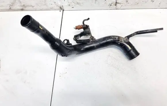 Toyota Avensis T220 Intercooler hose/pipe