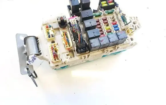 Mitsubishi Grandis Fuse box set 506210063 50621-0063