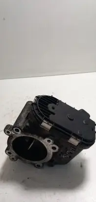 Mercedes-Benz E W211 Throttle valve A6420900070 6420900070