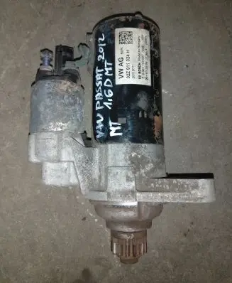 Volkswagen PASSAT B7 Starter motor 02Z911024H