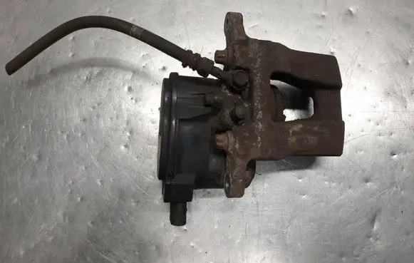 Hyundai i40 Rear brake caliper BC152009