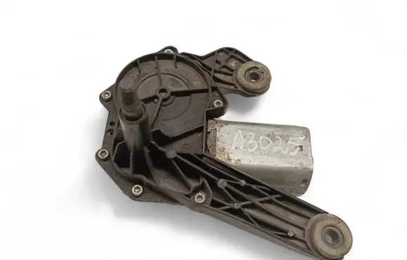 Peugeot 1007 Wiper motor 9637158780