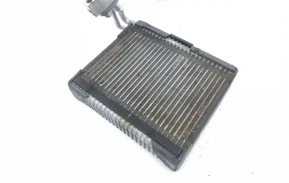 Air conditioning (A/C) radiator (interior)