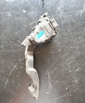 Renault Laguna II Accelerator throttle pedal 8200003392