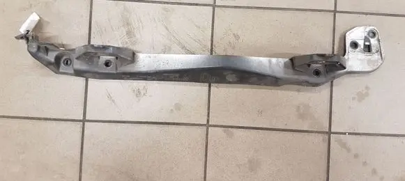 Renault Laguna III Fender mounting bracket 901260001R
