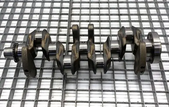 Volkswagen T-Roc Crankshaft 04E105209A