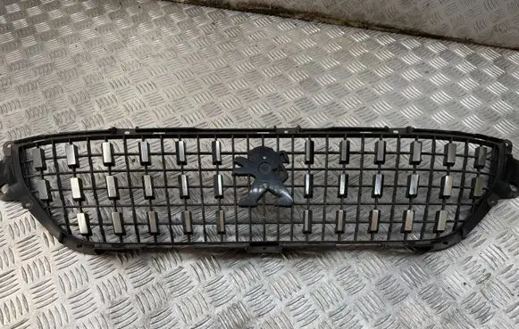 Peugeot 2008 I Front bumper upper radiator grill 9815372877