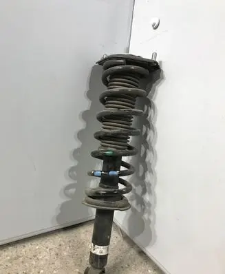 Subaru Forester SK Rear shock absorber/damper 20365SJ000 20365SJ001