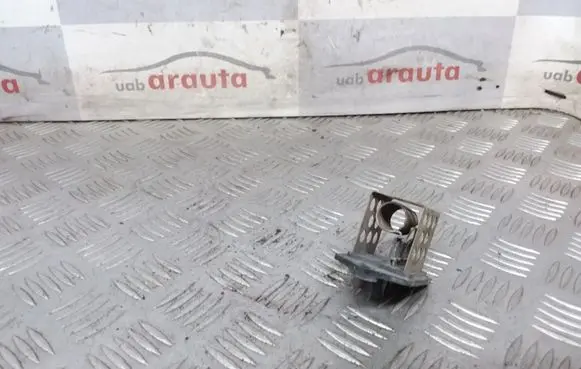 Peugeot 307 Coolant fan relay 9641212480