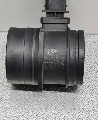 BMW 1 E81 E87 Mass air flow meter 0281002567 7788743 12431594