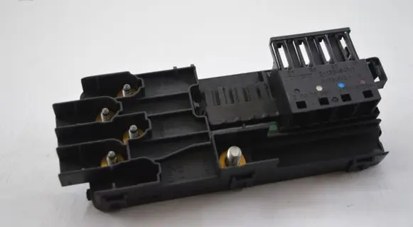 Mercedes-Benz E W211 Fuse module A2115452301