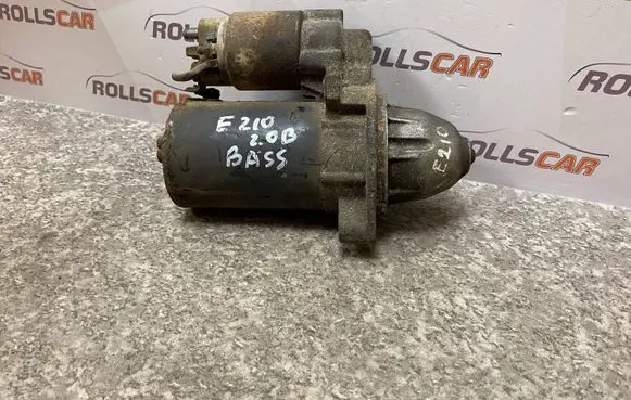 Mercedes-Benz E W210 Starter motor 0001107072 0051510601