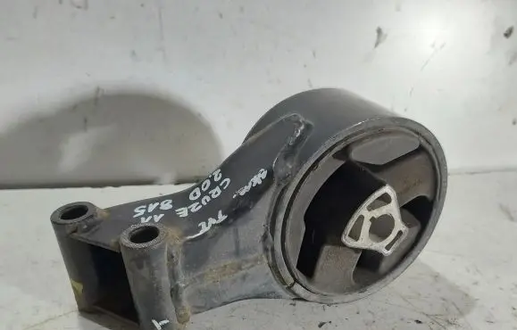 Chevrolet Cruze Gearbox mounting bracket 13248630