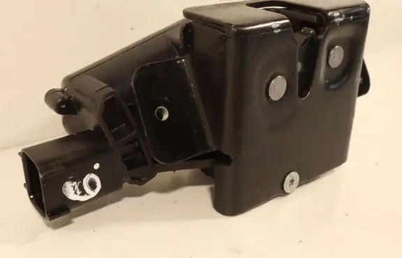 Opel Insignia A Tailgate/trunk/boot lock/catch/latch 13581405