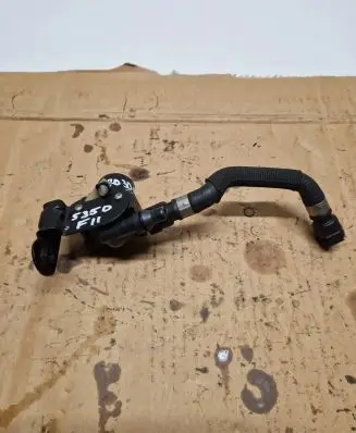 BMW 5 F10 F11 Coolant heater control valve 8517589 8517081 140307944