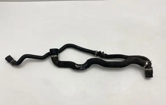 Mini Cooper Countryman R60 Engine coolant pipe/hose 9802104