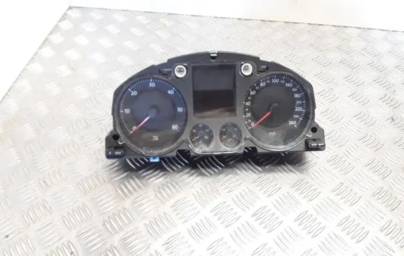 Volkswagen PASSAT B6 Speedometer (instrument cluster) A2C53194181