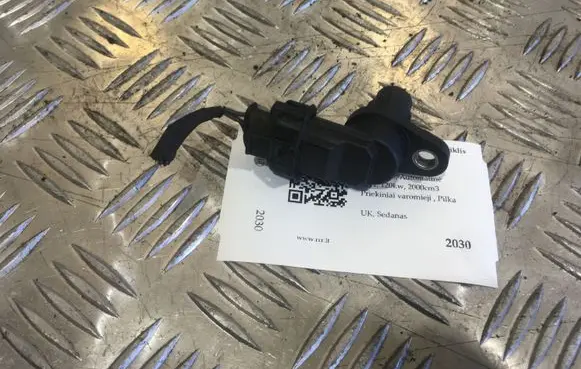 Volvo S80 Camshaft position sensor 8658726